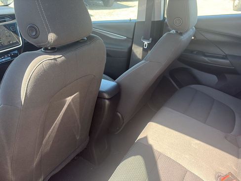 Used 2023 Chevrolet Bolt LT w/ Driver Confidence Package FWD image 14