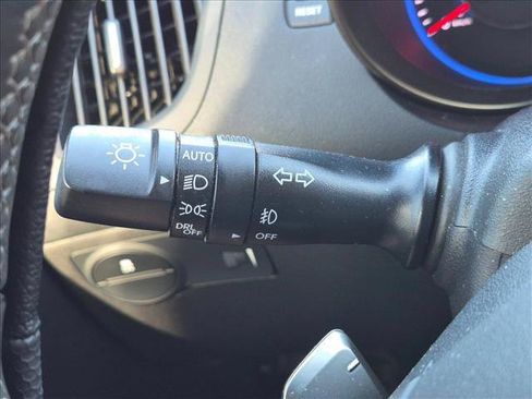 Used 2015 Hyundai Genesis 3.8 RWD image 6