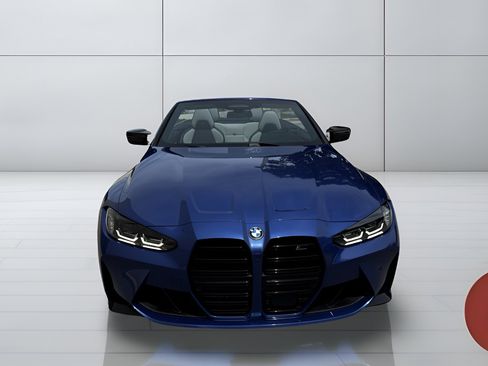 Used 2022 BMW M4 xDrive Competition w/ M Carbon Exterior Package AWD/4WD image 5