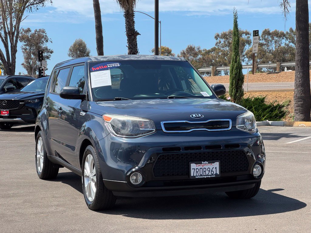 Used 2016 Kia Soul + FWD image 4