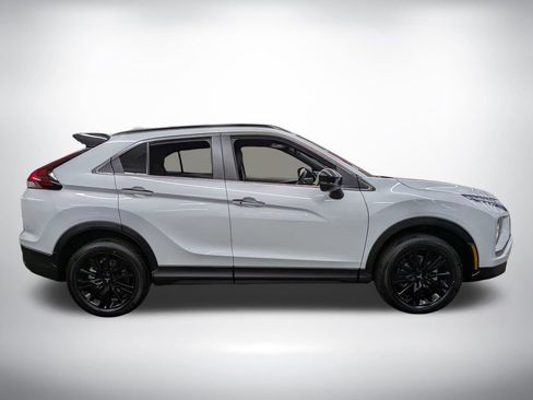 New 2026 Mitsubishi Eclipse Cross AWD image 3