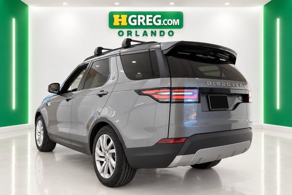 Used 2018 Land Rover Discovery HSE AWD/4WD image 2