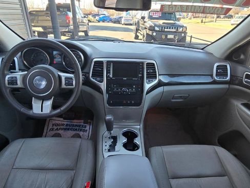 Used 2012 Jeep Grand Cherokee Laredo image 7