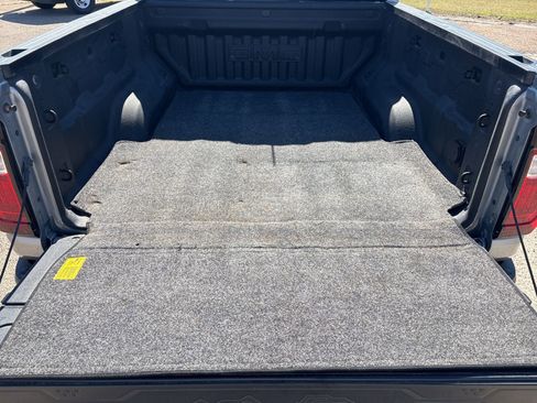 Certified 2025 GMC Canyon AT4 w/ AT4 Premium Package image 29