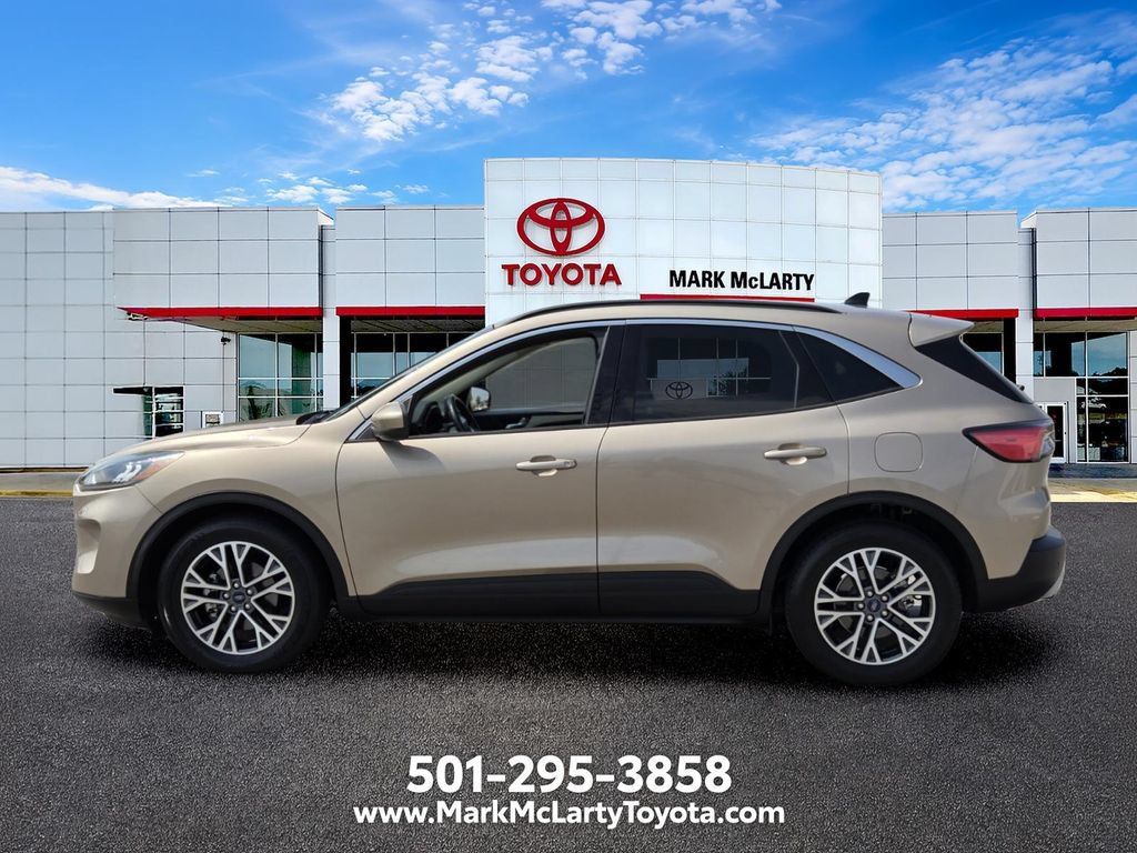 Used 2020 Ford Escape SEL FWD image 2