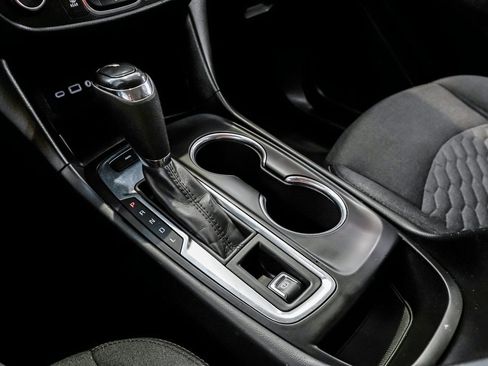 Used 2021 Chevrolet Equinox LT w/ LPO, Cargo Package image 30