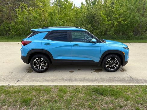 New 2026 Chevrolet TrailBlazer LT w/ Convenience Package FWD image 10