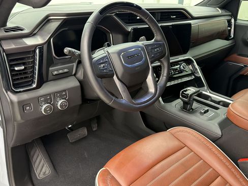 Used 2026 GMC Sierra 1500 Denali Ultimate AWD/4WD image 4