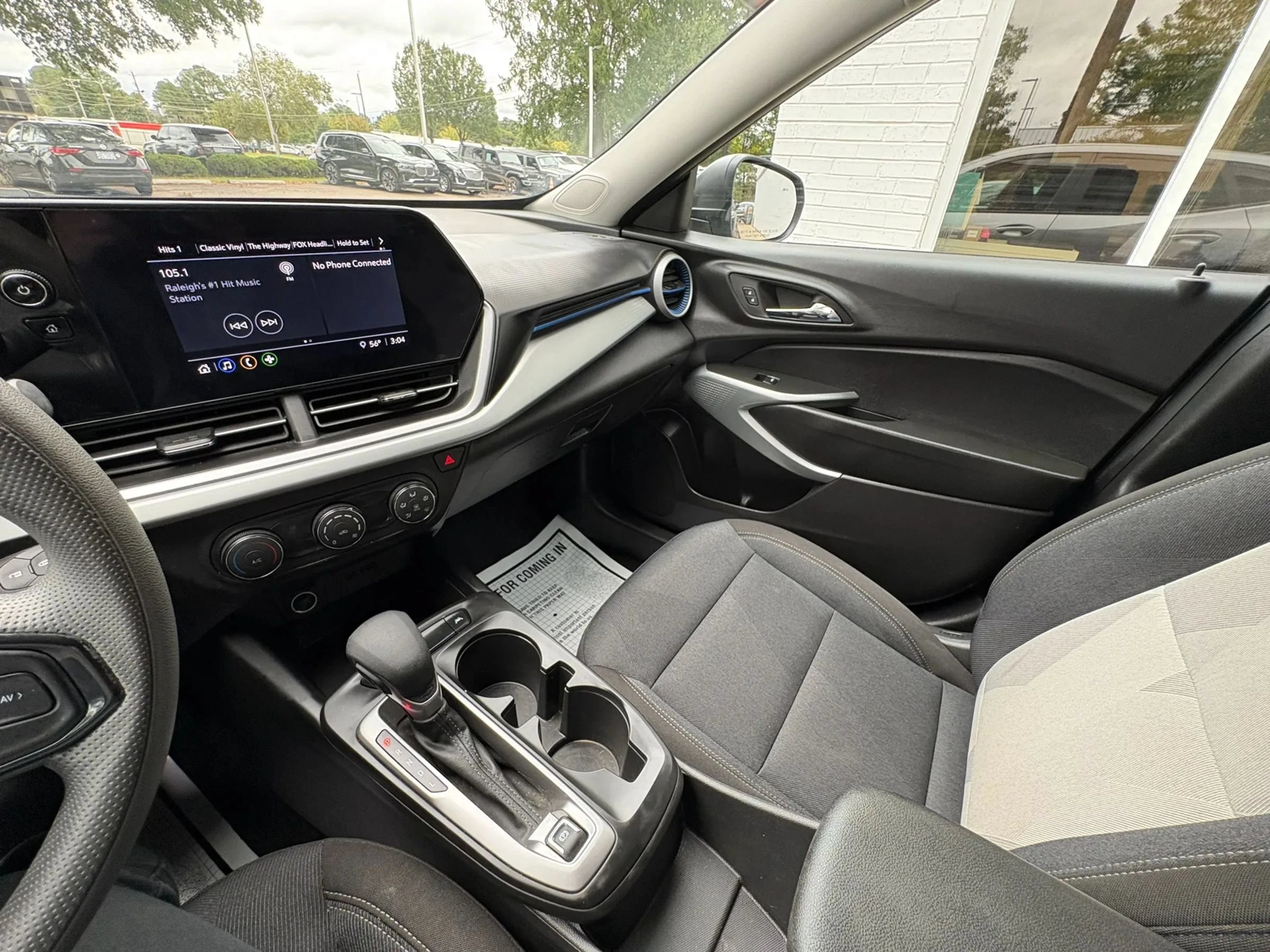 Used 2025 Chevrolet Trax LS w/ Driver Confidence Package FWD image 45