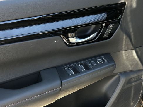 Used 2026 Honda CR-V Sport Touring image 9
