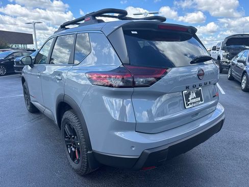 New 2026 Nissan Rogue SV AWD/4WD image 3