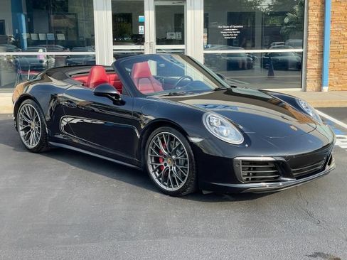 Used 2017 Porsche 911 Carrera 4S AWD/4WD image 1