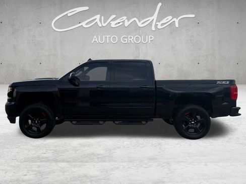 Used 2017 Chevrolet Silverado 1500 LTZ Z71 w/ Redline Edition AWD/4WD image 13