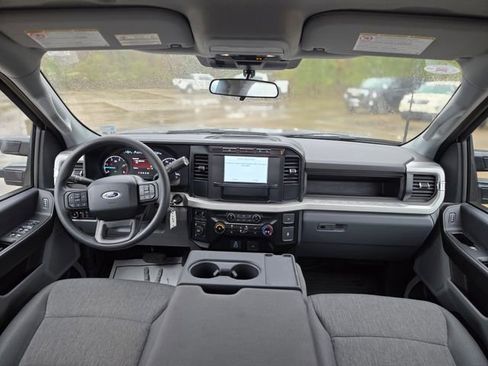Used 2024 Ford F250 XL image 20