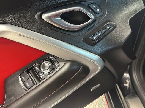 Used 2016 Chevrolet Camaro SS RWD image 24