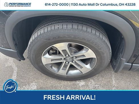 Used 2023 Honda Pilot EX-L image 10