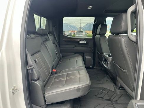 Certified 2024 Chevrolet Silverado 1500 High Country w/ High Country Premium Package AWD/4WD image 15