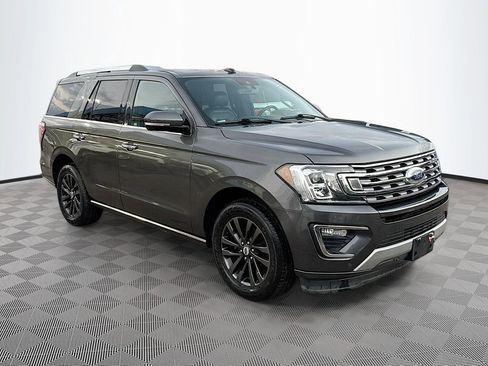 Used 2020 Ford Expedition Limited image 4