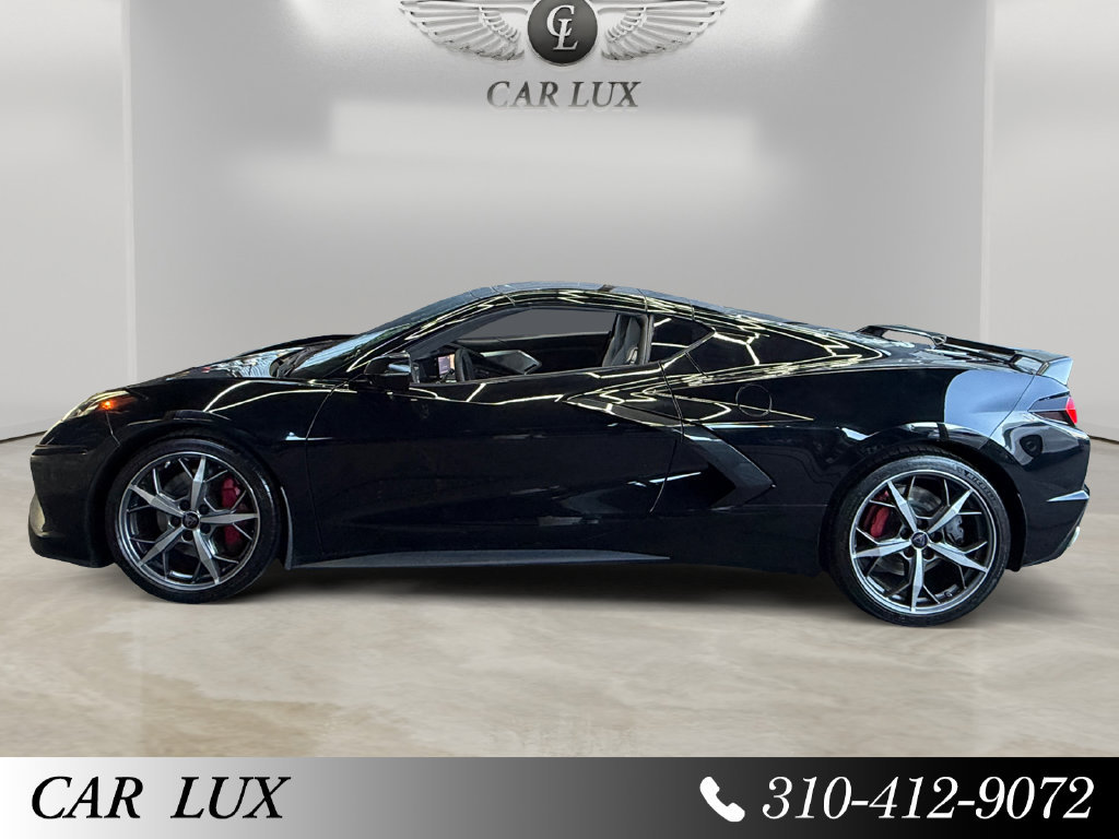 Used 2020 Chevrolet Corvette Stingray Premium Cpe w/ 3LT Preferred Equipment Group RWD image 2