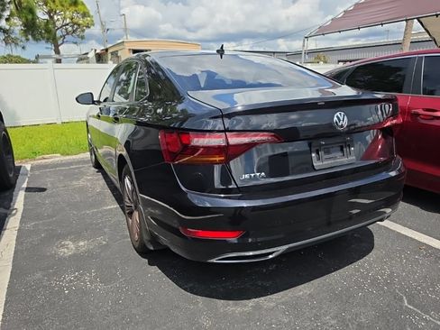 Used 2019 Volkswagen Jetta R-Line w/ R-Line Cold Weather Package FWD image 13