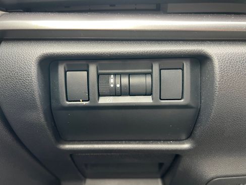 Used 2024 Subaru Impreza 2.0i AWD/4WD image 29