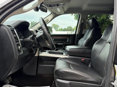 Used 2016 RAM 2500 Laramie w/ Cold Weather Group AWD/4WD image 17