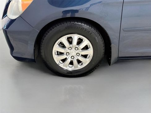 Used 2010 Honda Odyssey EX-L image 31