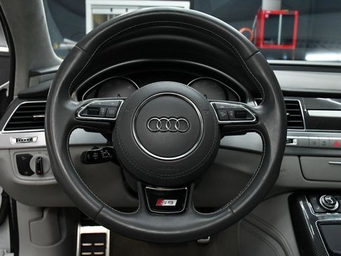 Used 2018 Audi S8 Plus w/ Dynamic Package AWD/4WD image 26