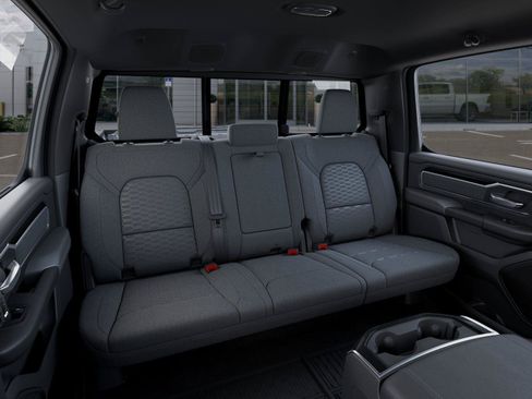New 2026 RAM 1500 Big Horn AWD/4WD image 40