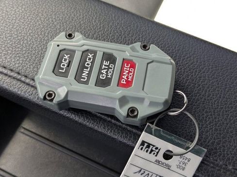 Used 2022 Toyota Tundra SR5 AWD/4WD image 26