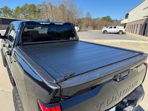 Used 2024 Toyota Tundra Limited image 11