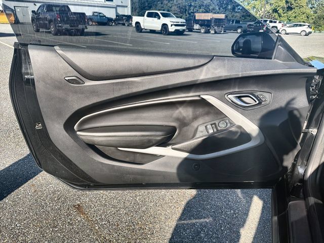 Used 2019 Chevrolet Camaro LT RWD image 23