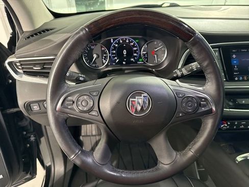 Used 2021 Buick Enclave Avenir w/ Avenir Technology Package image 31