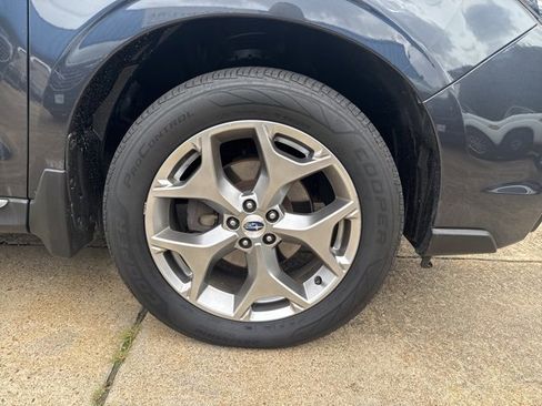 Used 2018 Subaru Forester 2.5i Touring image 38