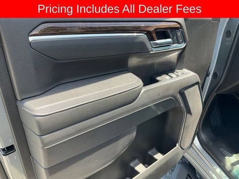 Used 2025 GMC Sierra 1500 Elevation AWD/4WD image 7