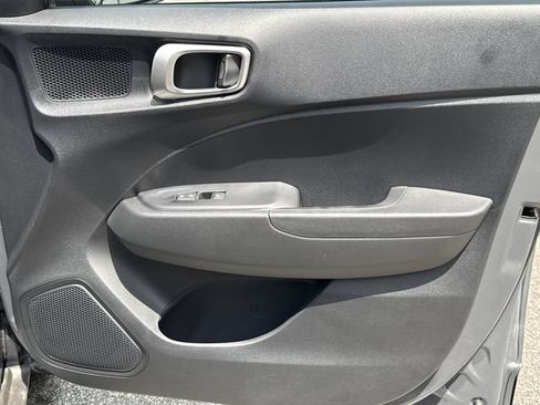 New 2026 Hyundai Venue SEL FWD image 14