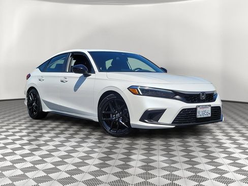 Certified 2024 Honda Civic Sport image 2