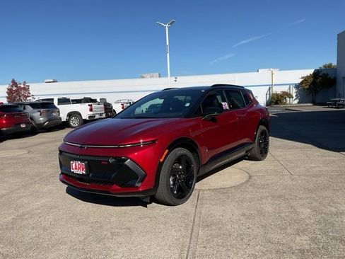 New 2026 Chevrolet Equinox EV RS image 3