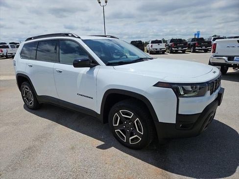 New 2026 Jeep Cherokee Laredo AWD/4WD image 40