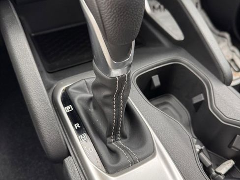 Used 2024 Nissan Frontier SL w/ Technology Package image 21