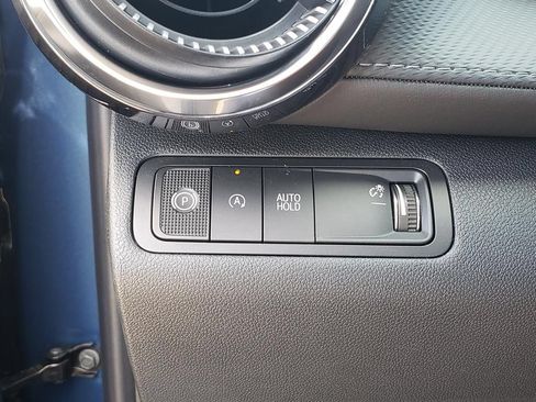 New 2027 Chevrolet Equinox LT w/ Convenience Package II FWD image 28