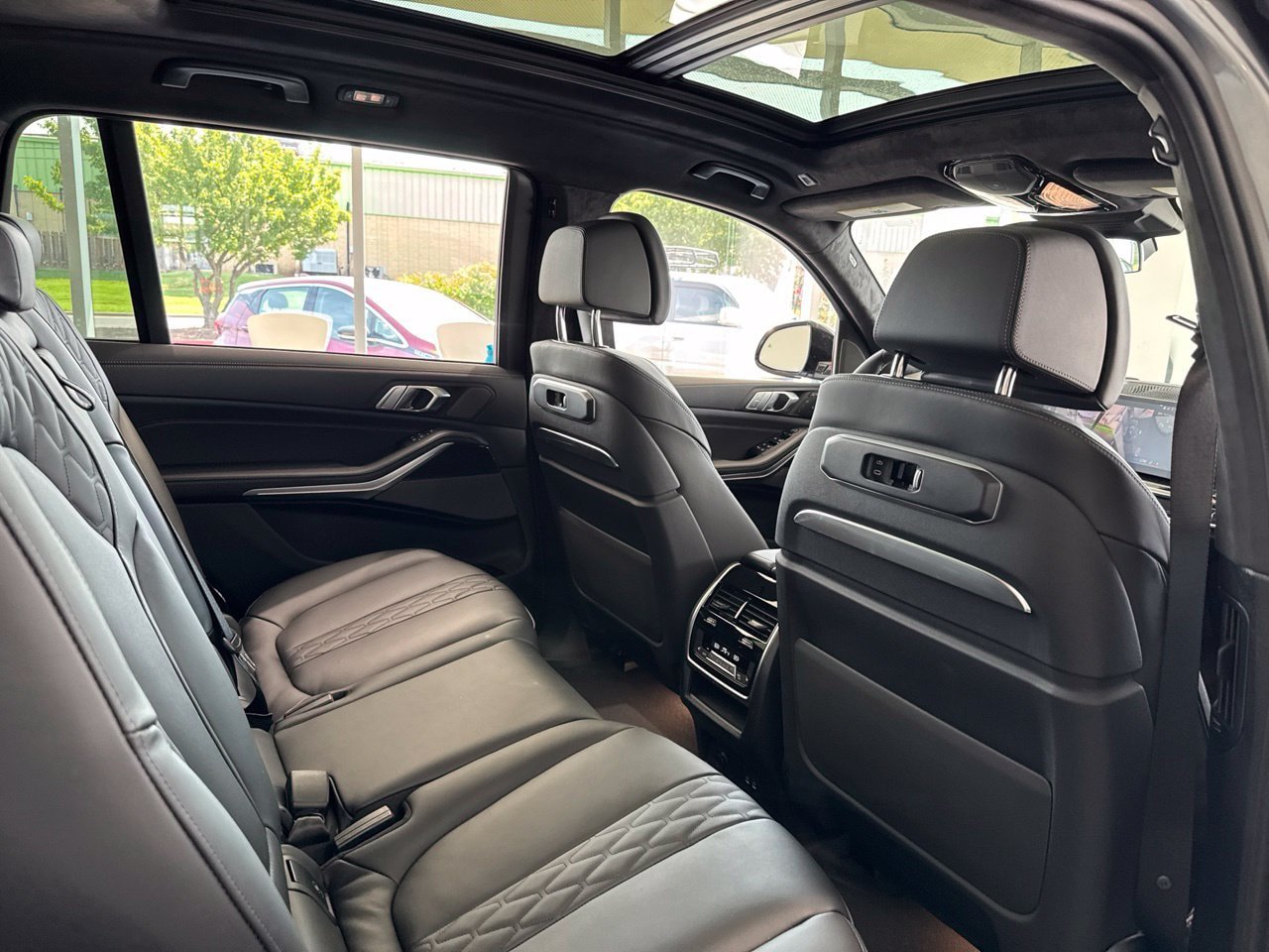 New 2026 BMW X7 xDrive40i w/ Executive Package AWD/4WD image 50