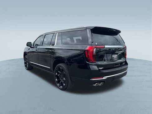 New 2026 GMC Yukon XL Denali w/ Denali Reserve Package AWD/4WD image 6