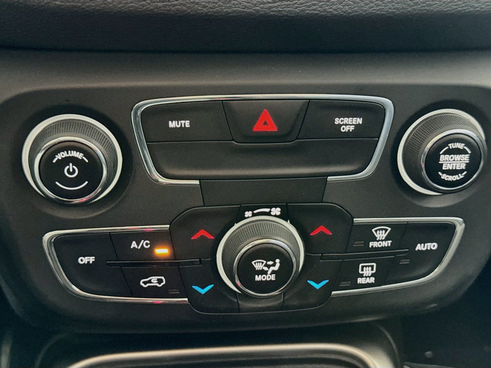 Used 2020 Jeep Compass Sport FWD image 11