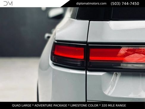 Used 2024 Rivian R1S Adventure AWD/4WD image 14