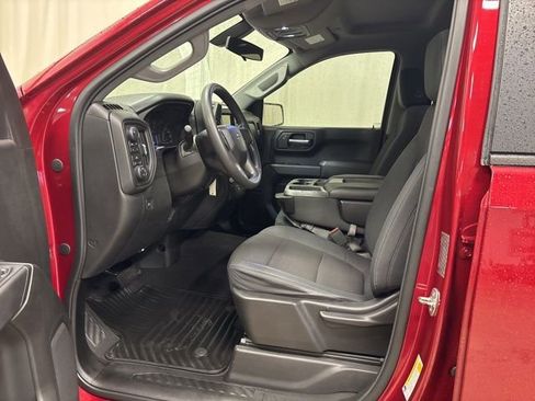 Used 2019 Chevrolet Silverado 1500 Custom Trail Boss w/ Custom Convenience Package AWD/4WD image 19