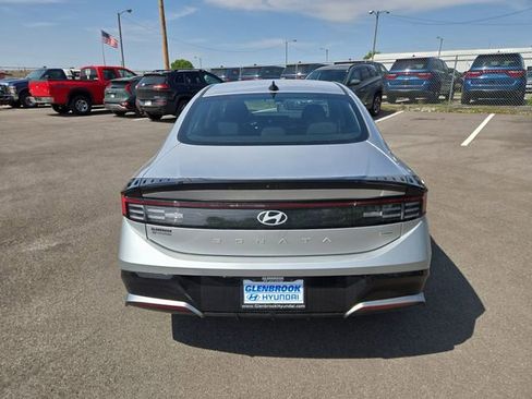 Certified 2025 Hyundai Sonata SEL AWD/4WD image 7