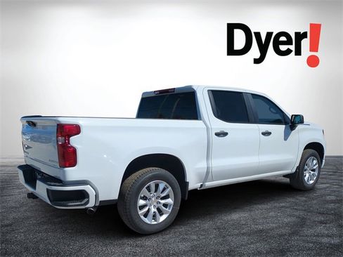 New 2026 Chevrolet Silverado 1500 LT image 3