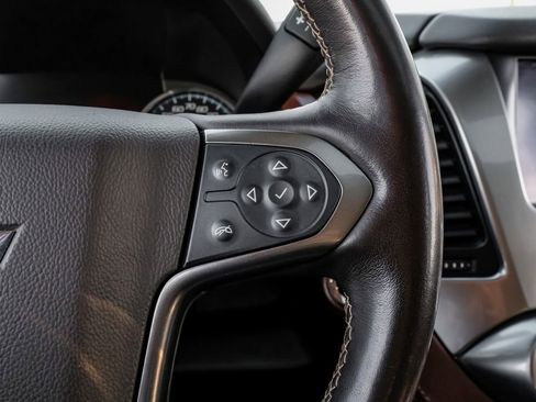 Used 2019 Chevrolet Suburban Premier image 27