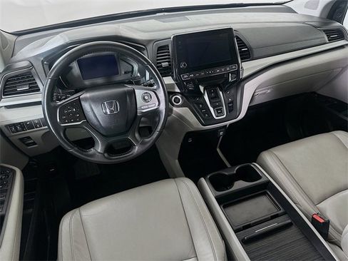 Certified 2024 Honda Odyssey EX-L image 32